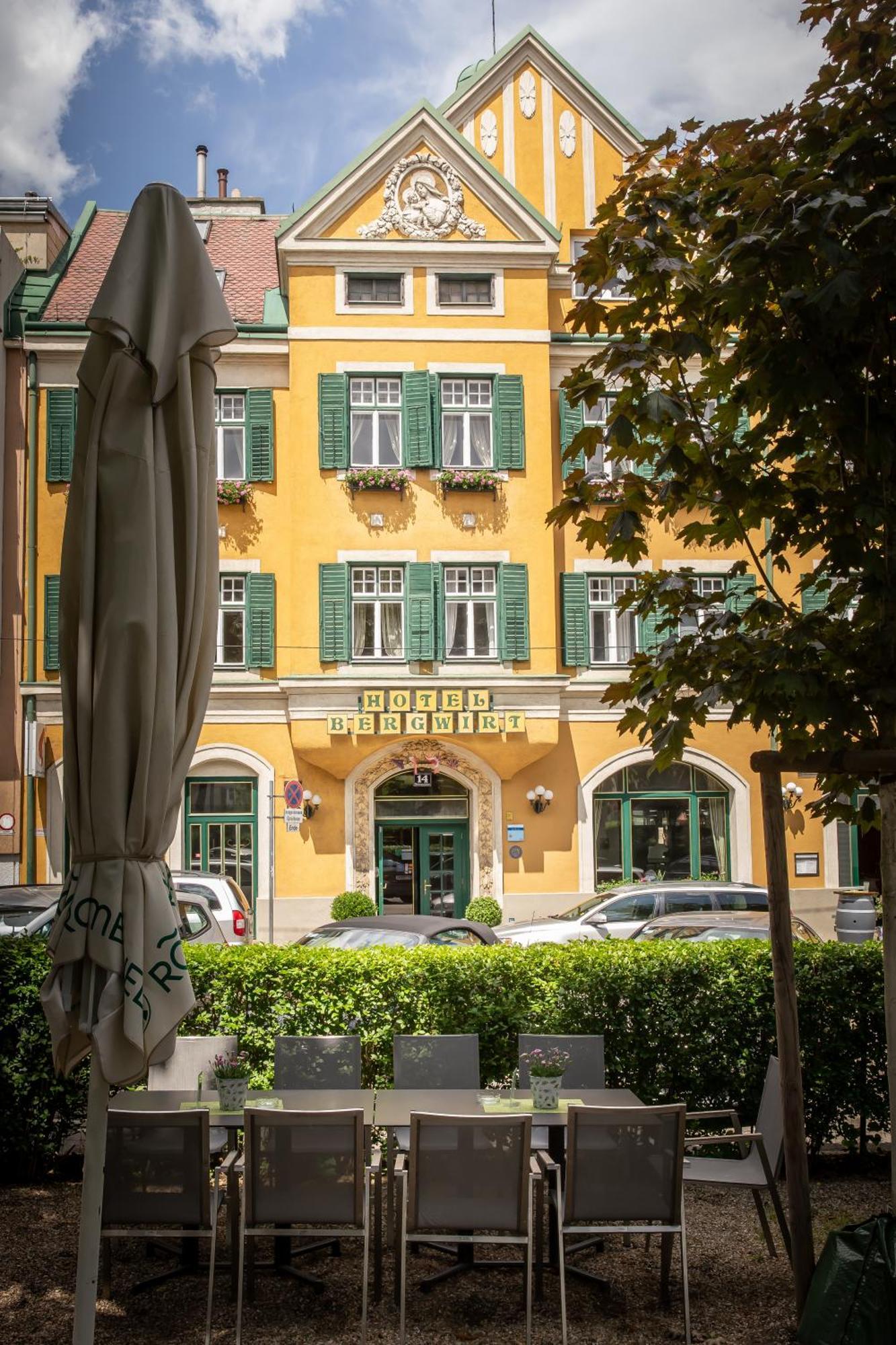 Hotel Bergwirt Schoenbrunn Відень Екстер'єр фото