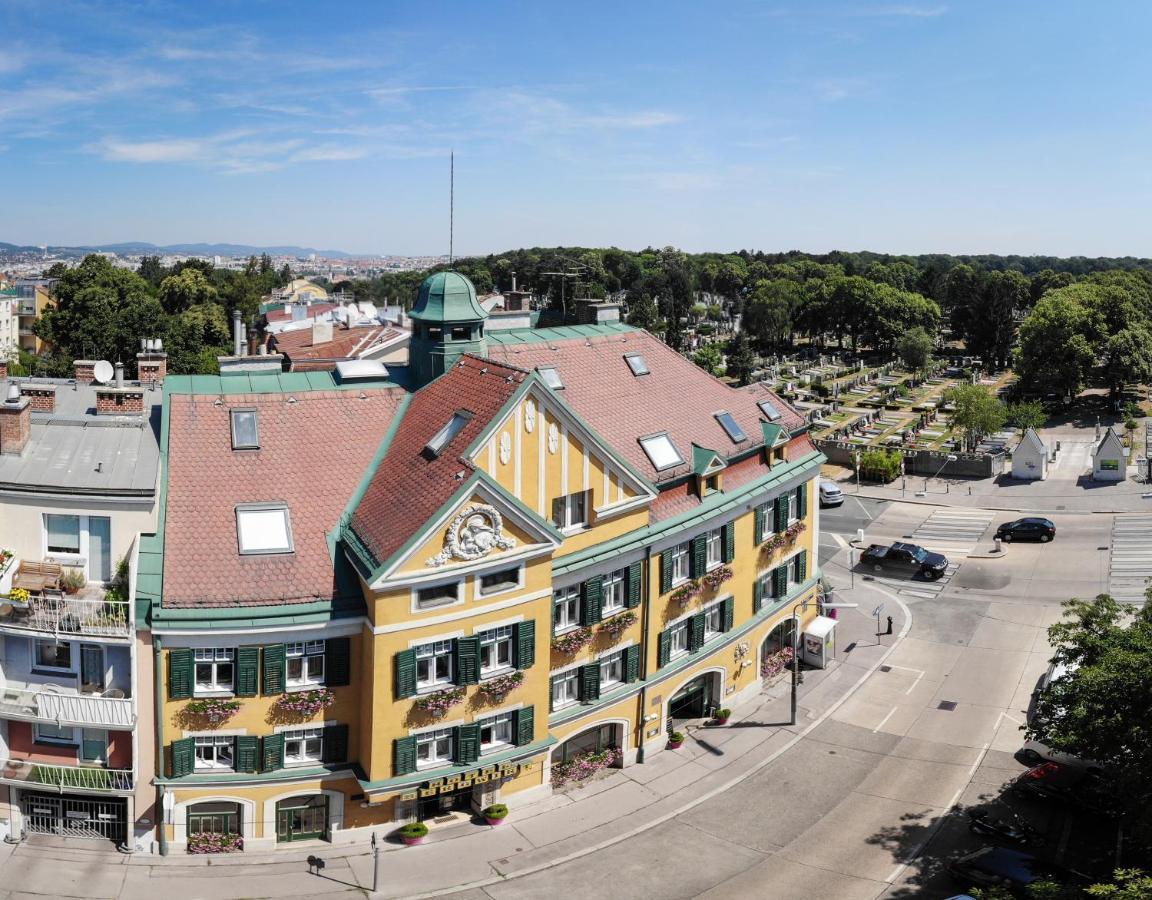 Hotel Bergwirt Schoenbrunn Відень Екстер'єр фото